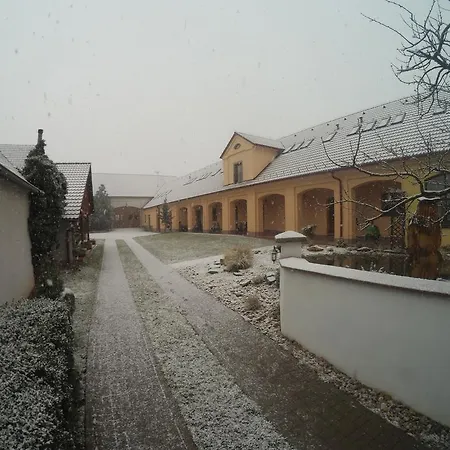 Bednaruv Dvur Bohušice